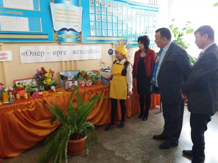 Қолөнер көрмесі
