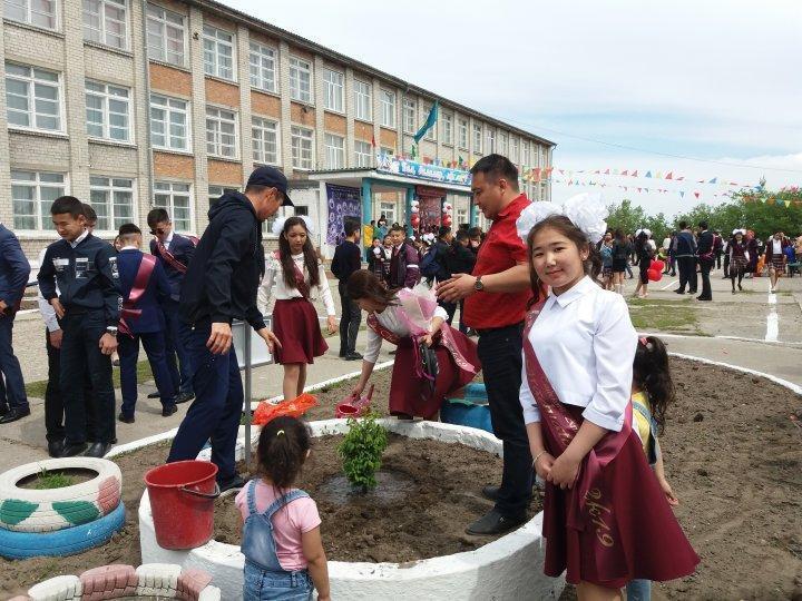Мектепке жол акциясы