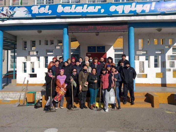 Қазақстан Республикасы Экология, геология және табиғи ресурстар министрлігінің 5 маусым "Эколог күні" мереклеу аясында "Бірге таза Қазақстан" акциясына Қ.Рысқұлбеков атындағы ЖОББМ өз үлестерін қосты.