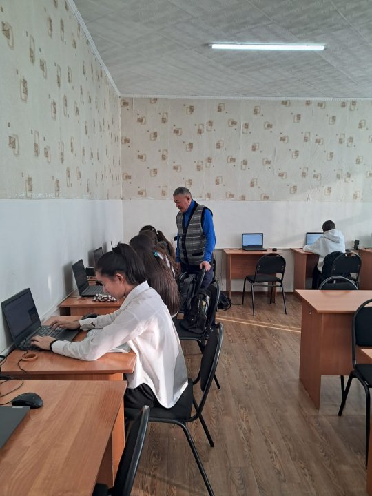 5-8 сынып оқушылары қаржылық сауаттылық тақырыбындағы бейне сабақтармен танысты